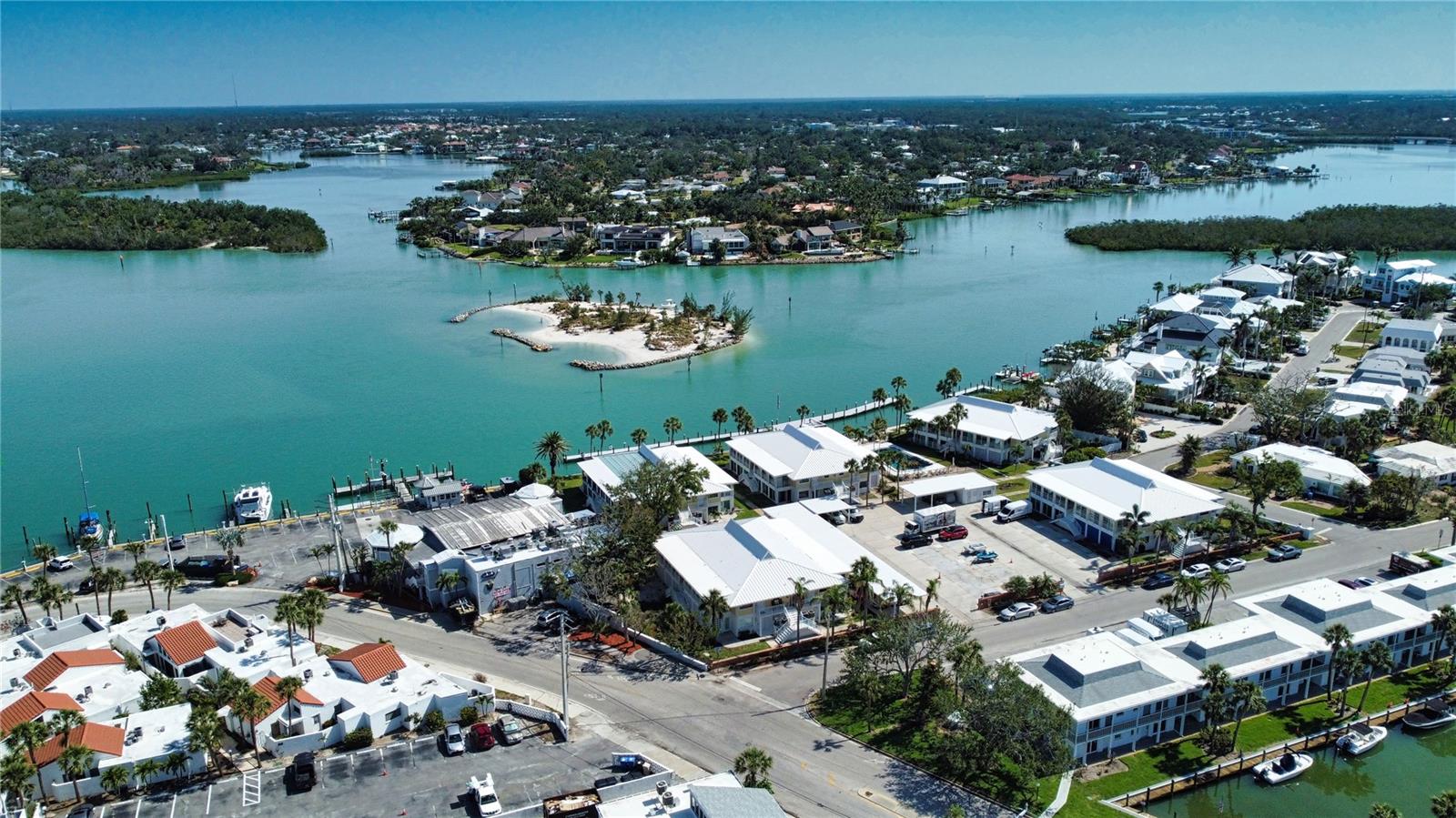 BAHIA VISTA GULF - Residential
