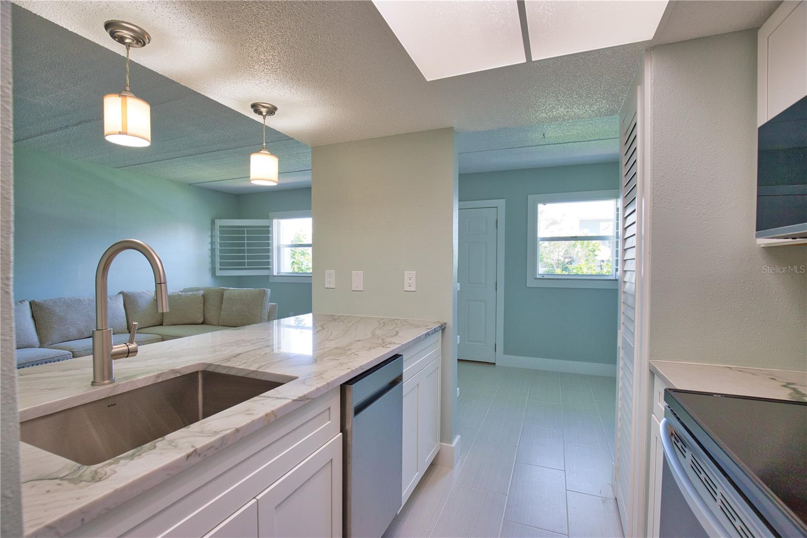 BAHIA VISTA GULF - Residential