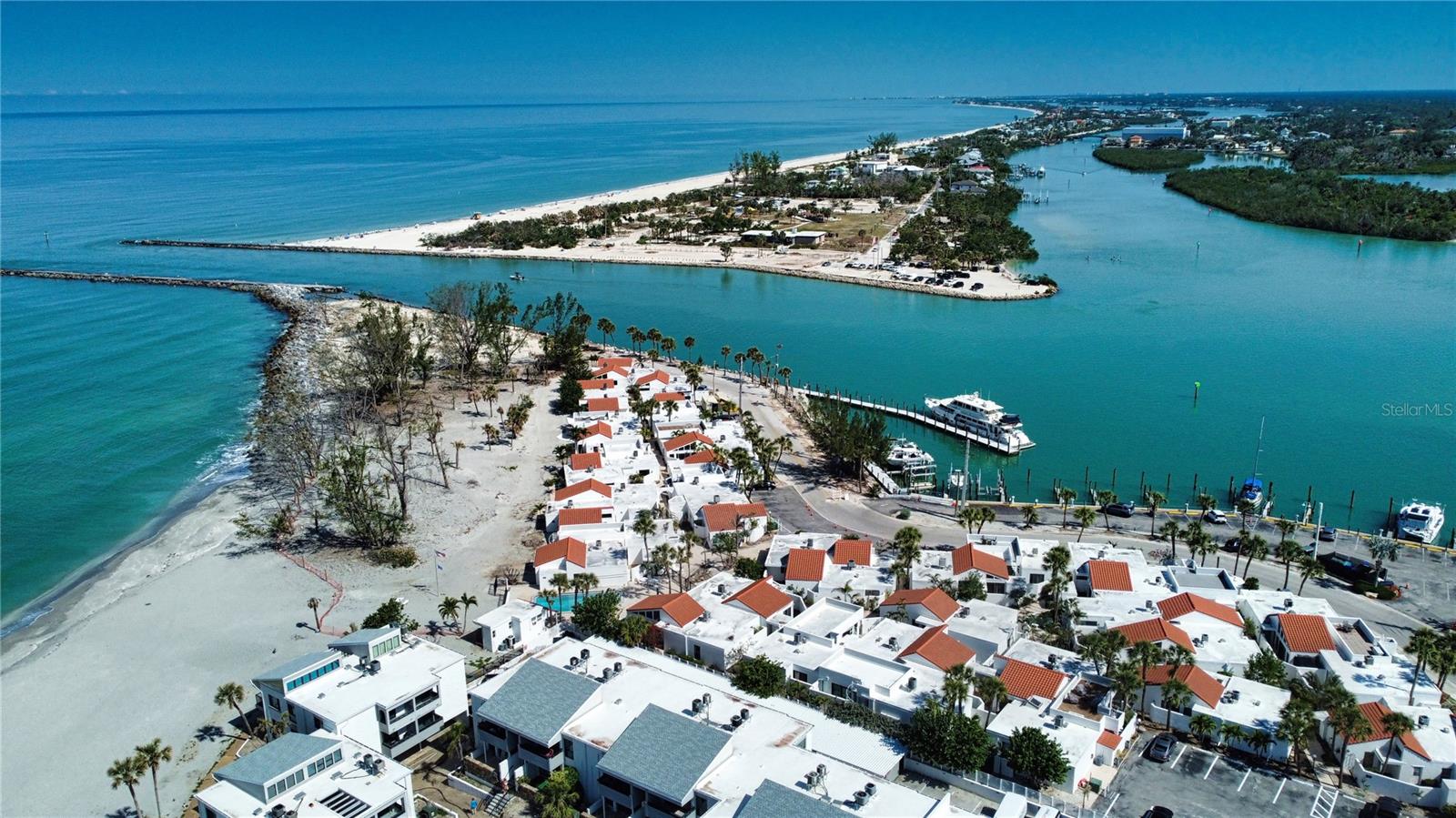 BAHIA VISTA GULF - Residential