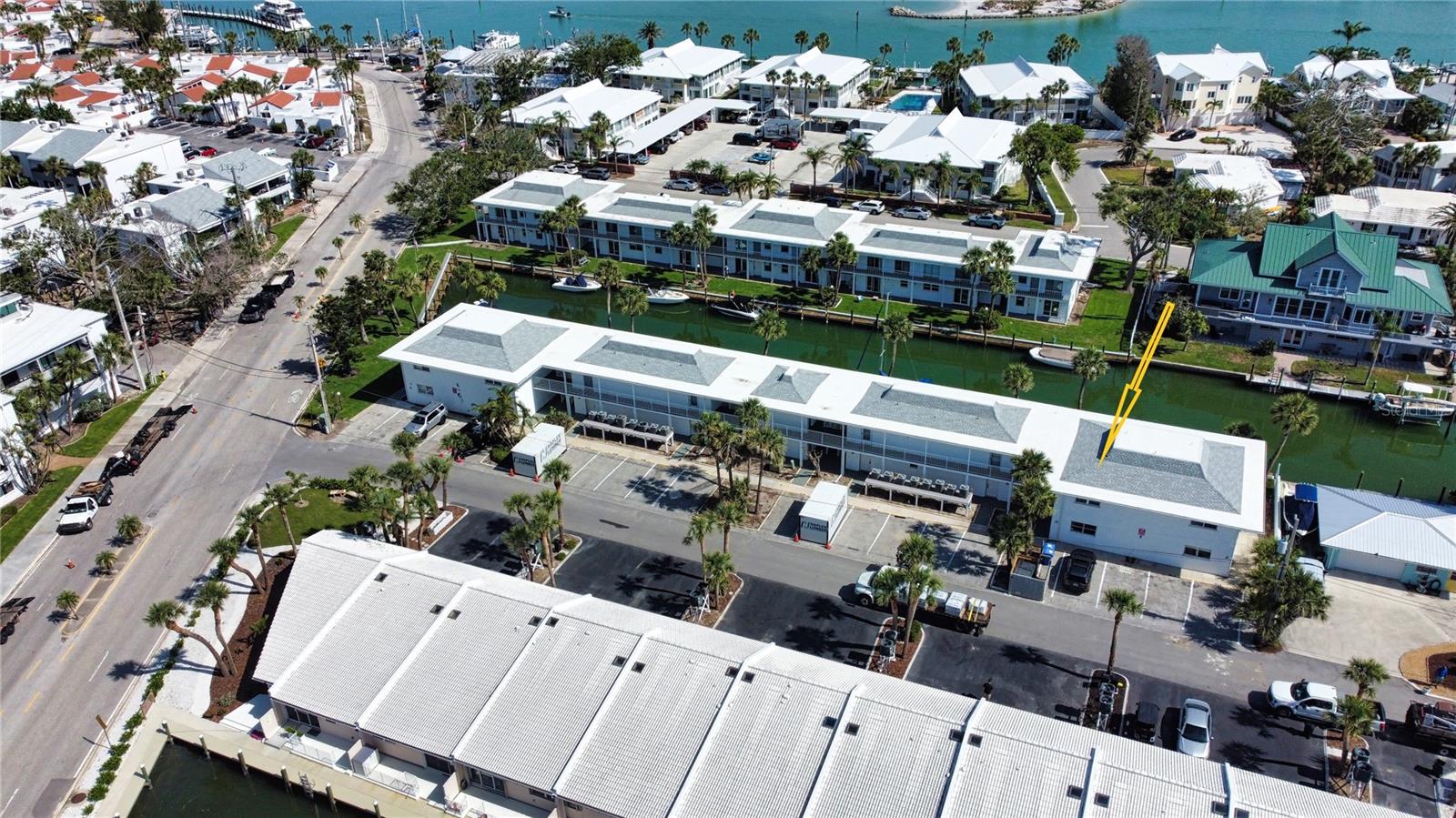 BAHIA VISTA GULF - Residential