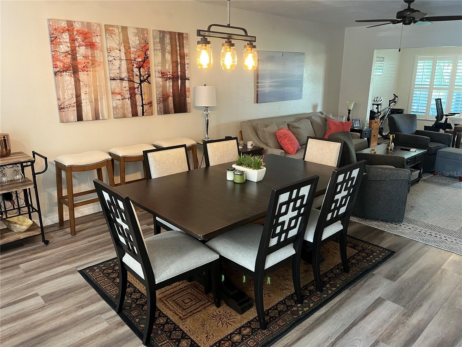 ON TOP OF THE WORLD - Residential