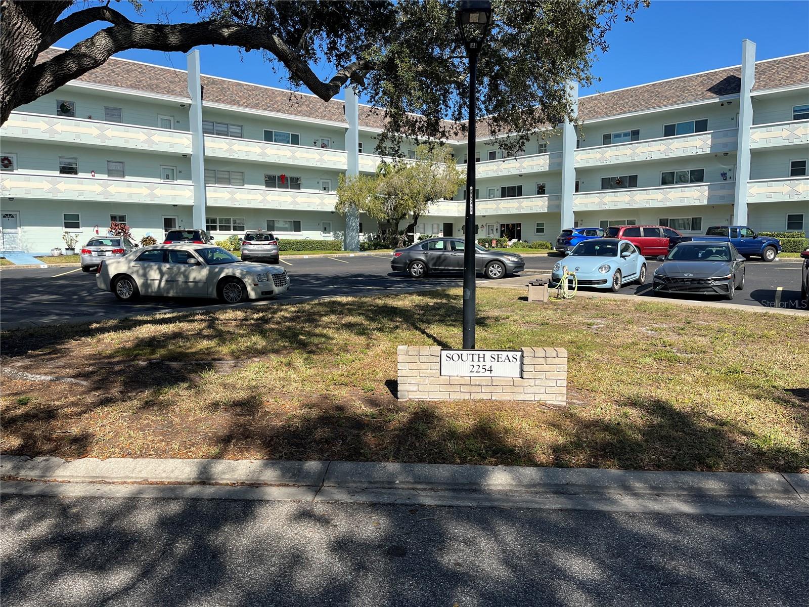 2254 NORWEGIAN DRIVE 6