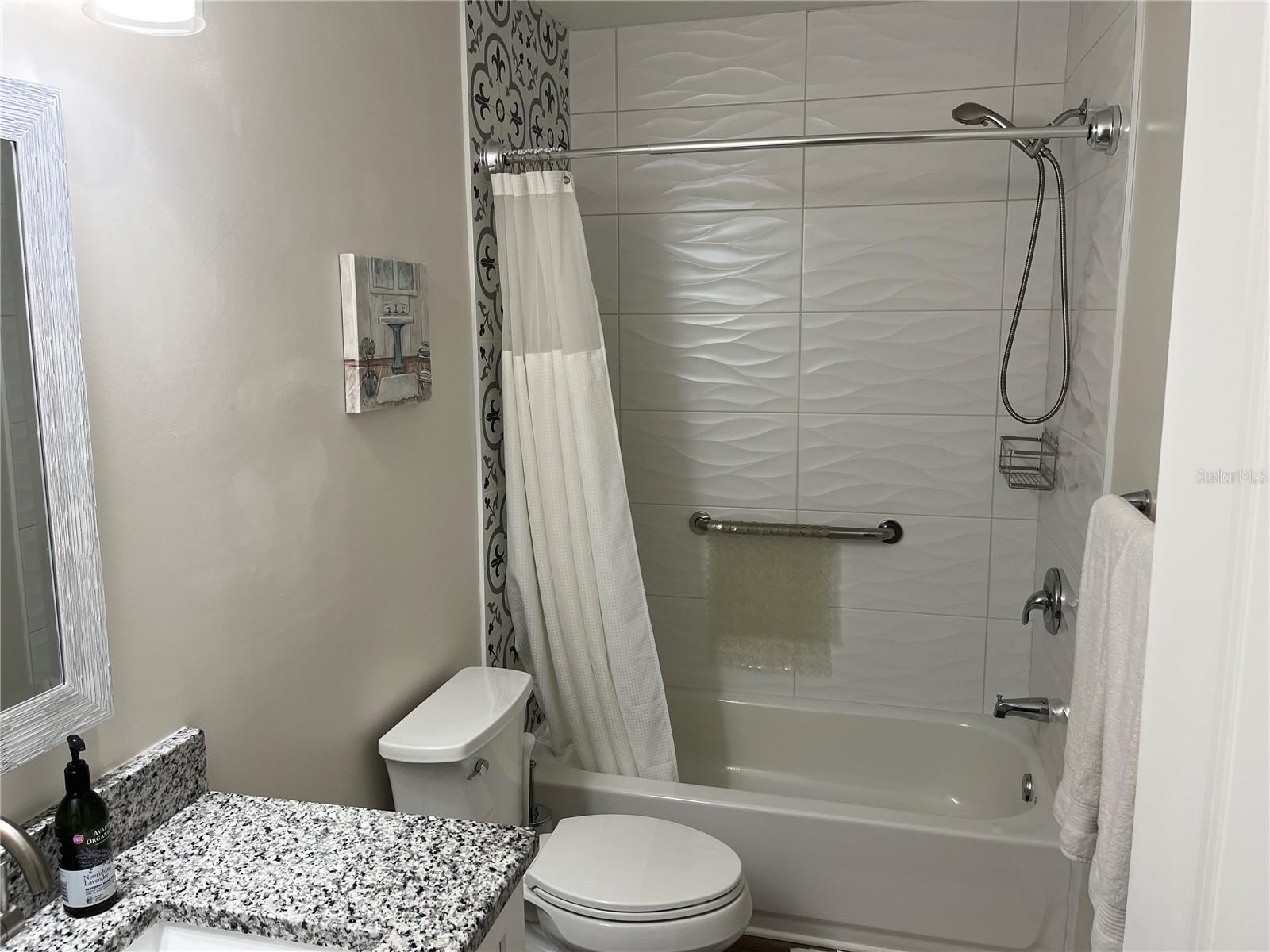 ON TOP OF THE WORLD - Residential