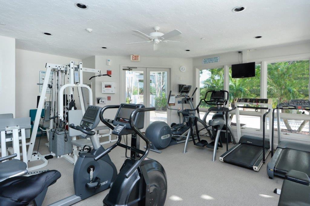 TANGERINE BAY CLUB - Residential