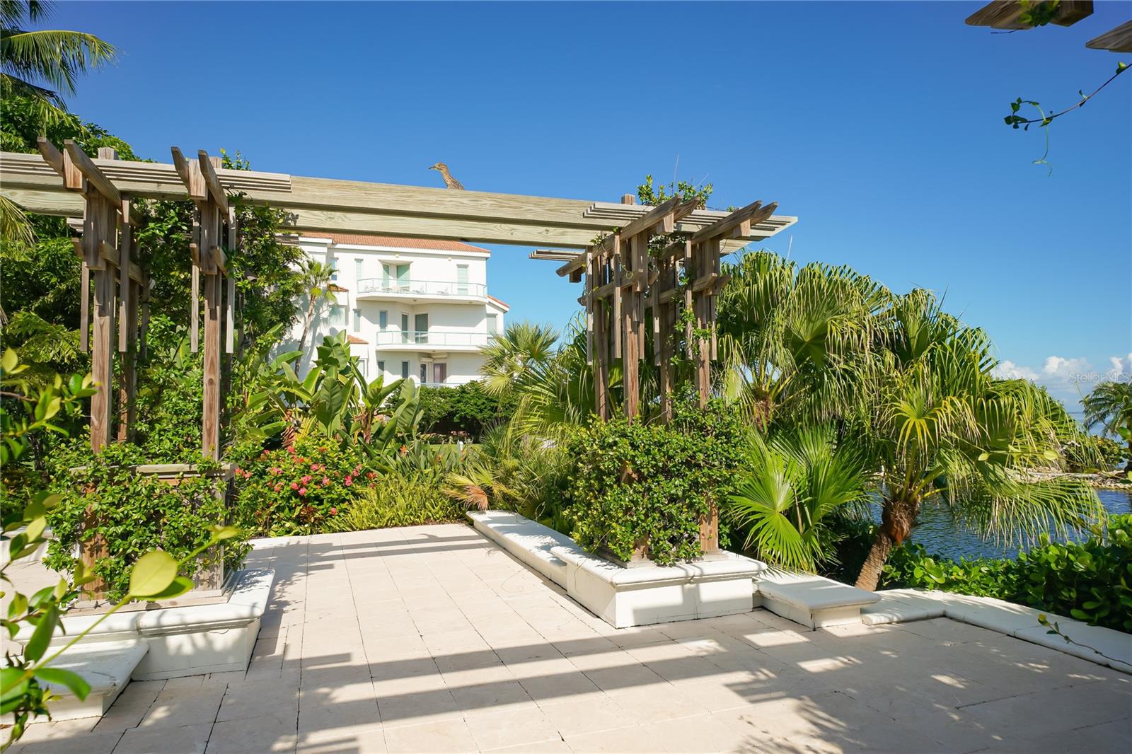TANGERINE BAY CLUB - Residential