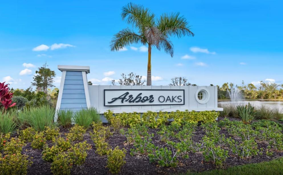 ARBOR OAKS AT THE WOODLANDS - Residential