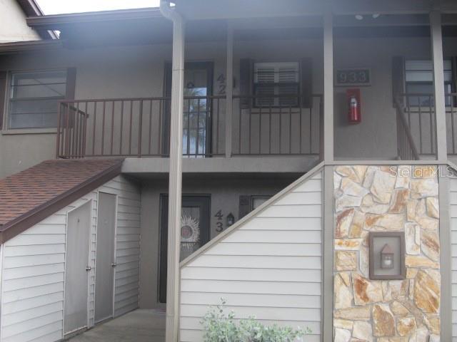 Located in the middle of just about anything you could need. This fixer-upper Condo is being offered at a Incredible price so you can design it to fit your own personal taste. Exterior & Interior has just been painted in 2025 & Air conditioner in 2024. If you like playing golf this complex is surrounded by Capri Isles golf course. There are also three other courses close to Par Four condos. Waterford golf course 1.2 miles, Pelican Pointe golf course 3.2 & Calusa Lakes golf course 5.8 miles. If the beach is what your looking for the there are 3 options close. Venice beach is 4.7 miles, Nokomis beach is 6.4 miles & Caspersen beach is 5.5 miles away. Need a grocery store, Drug store or even a restaurant all are under 2 miles away. On top of all that you have Beautiful Venice Island downtown 2.6 mils away. The downtown area of Venice offers exceptional Restaurants, shopping, Venice Theatre and more. Entertainment & special events from Art shows, Car shows, Holiday parades & music in the park. There is always something going on to keep you busy year round. Carpet has already been removed and Interior painted to speed up the process of renovation.