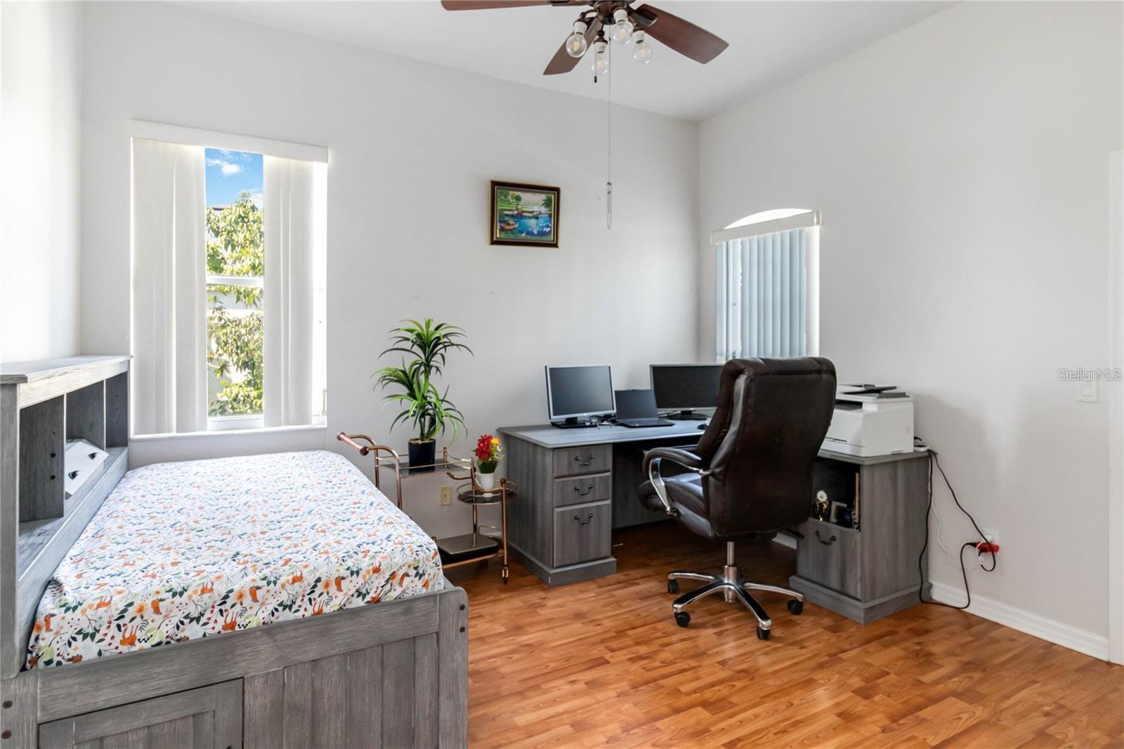 WATERFORD CHASE VILLAGE TR F - Residential Lease