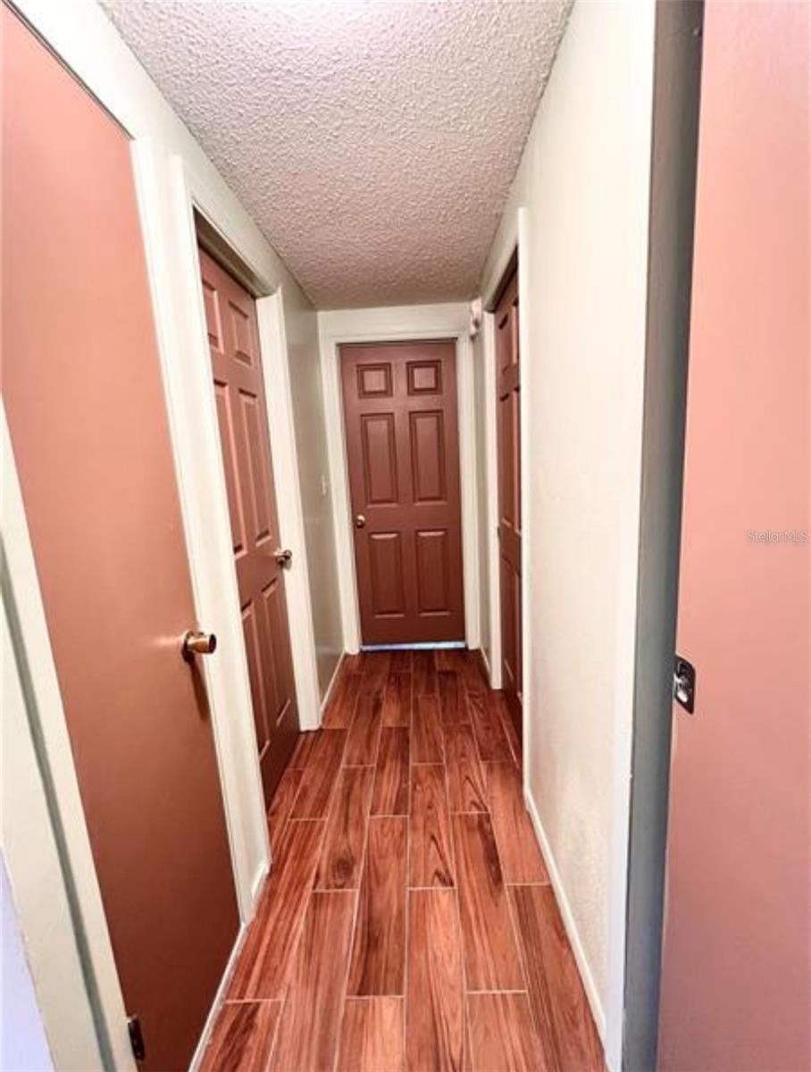 SEVEN SPGS HOMES - Residential Lease