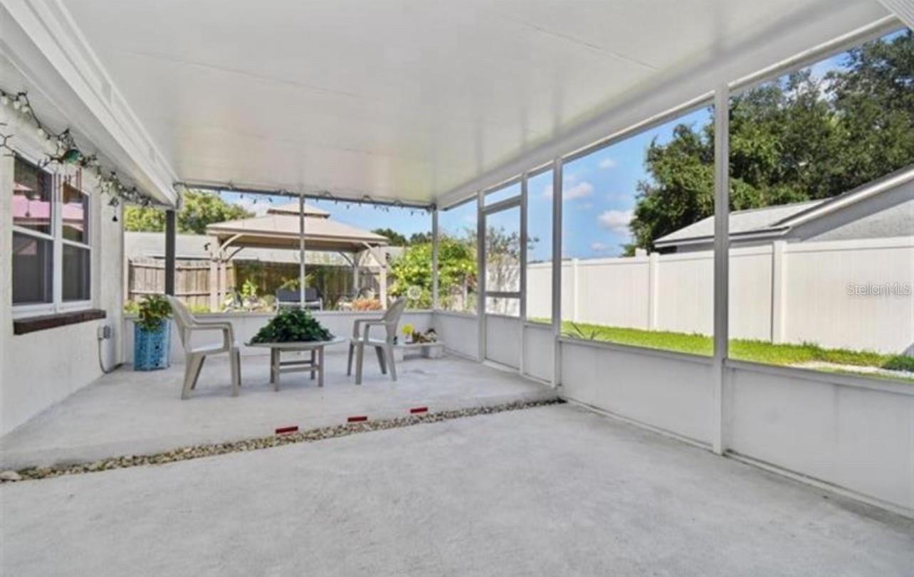 SEVEN SPGS HOMES - Residential Lease