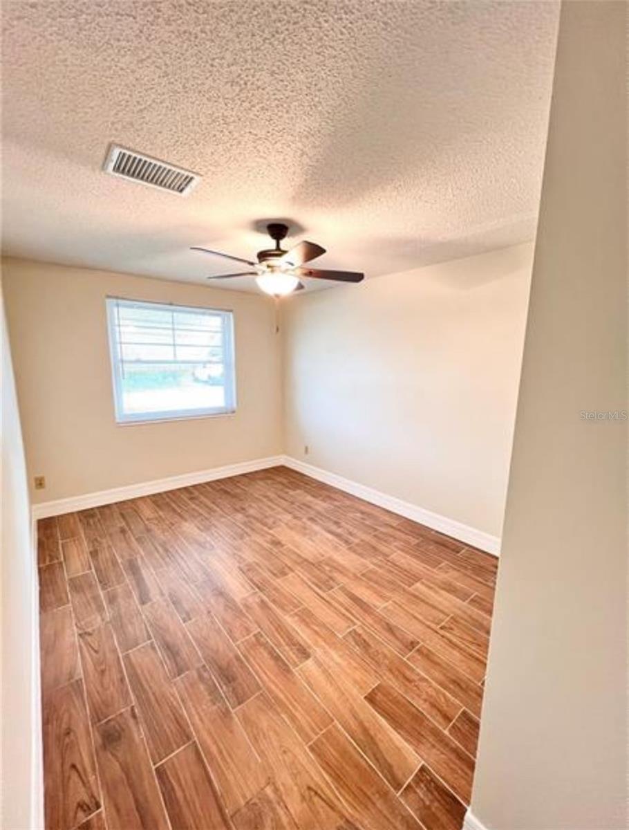 SEVEN SPGS HOMES - Residential Lease