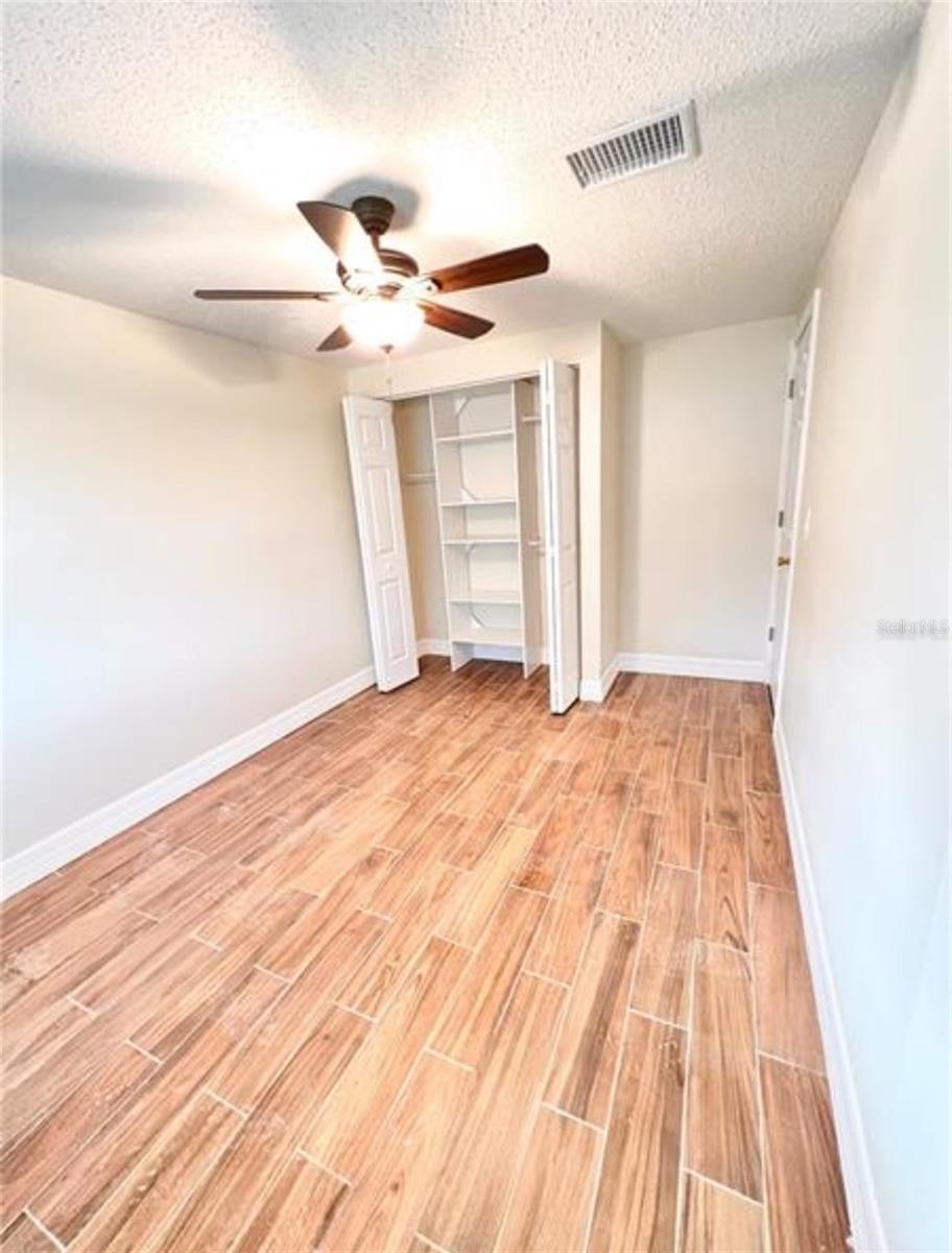 SEVEN SPGS HOMES - Residential Lease