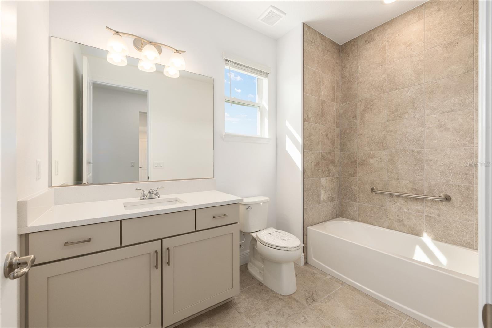 ON TOP OF THE WORLD - Residential