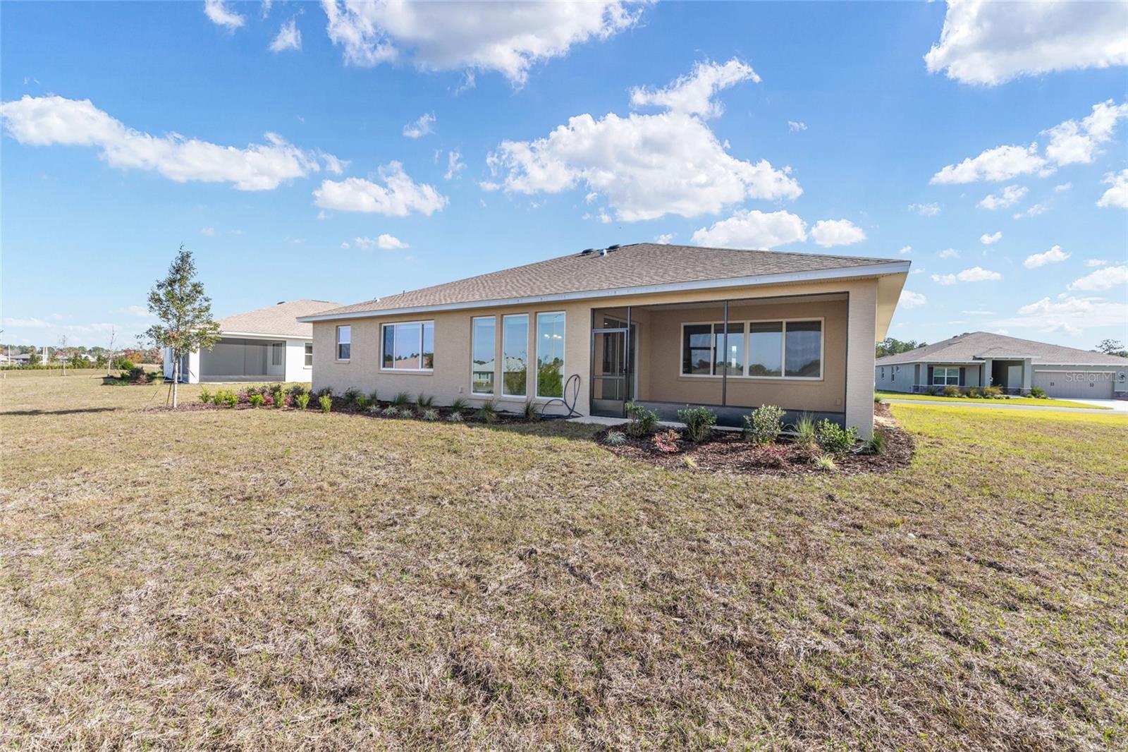 ON TOP OF THE WORLD - Residential