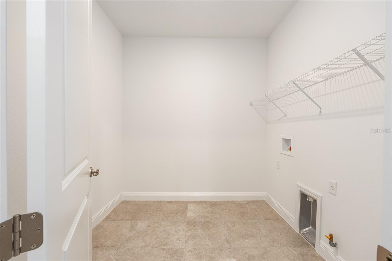 ON TOP OF THE WORLD - Residential