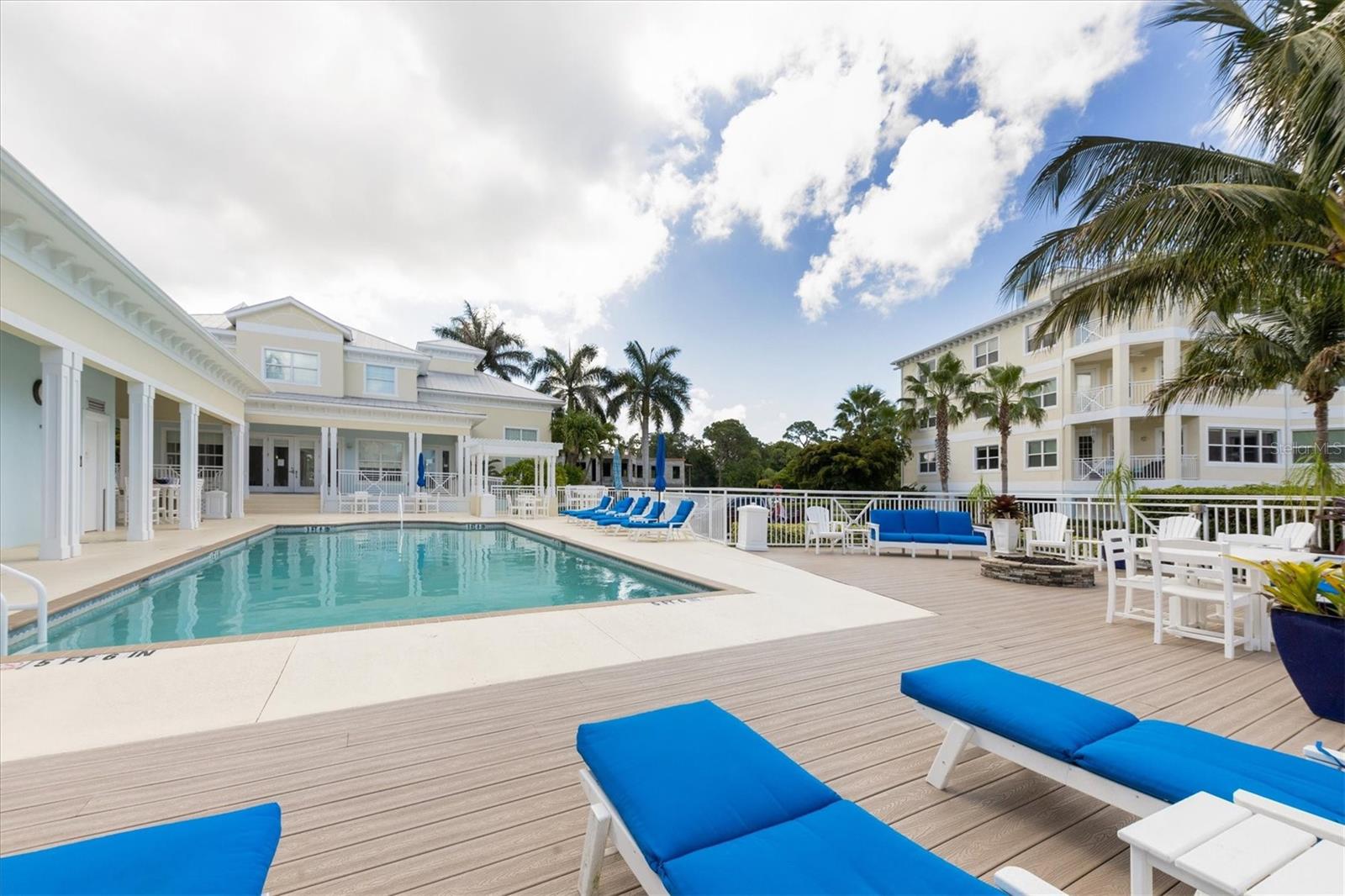 PALMA SOLA BAY CLUB PH 6 - Residential