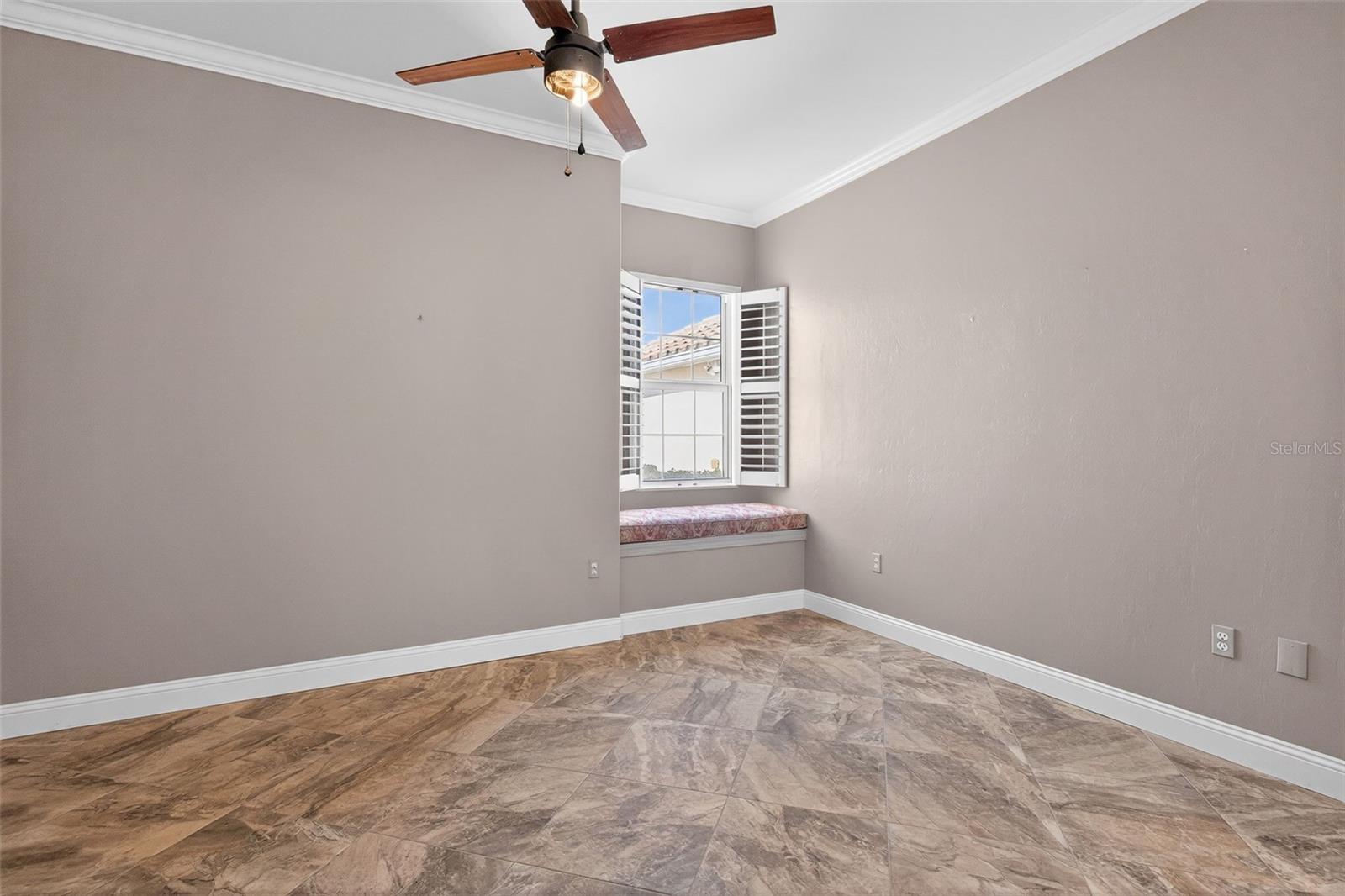 WATERS EDGE 2/PEPPERTREE POIN - Residential