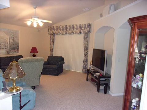 A home in LAKELAND