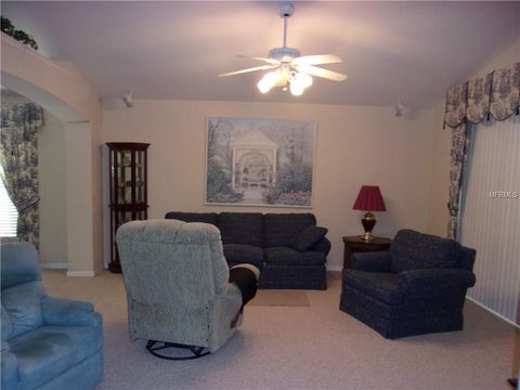 A home in LAKELAND