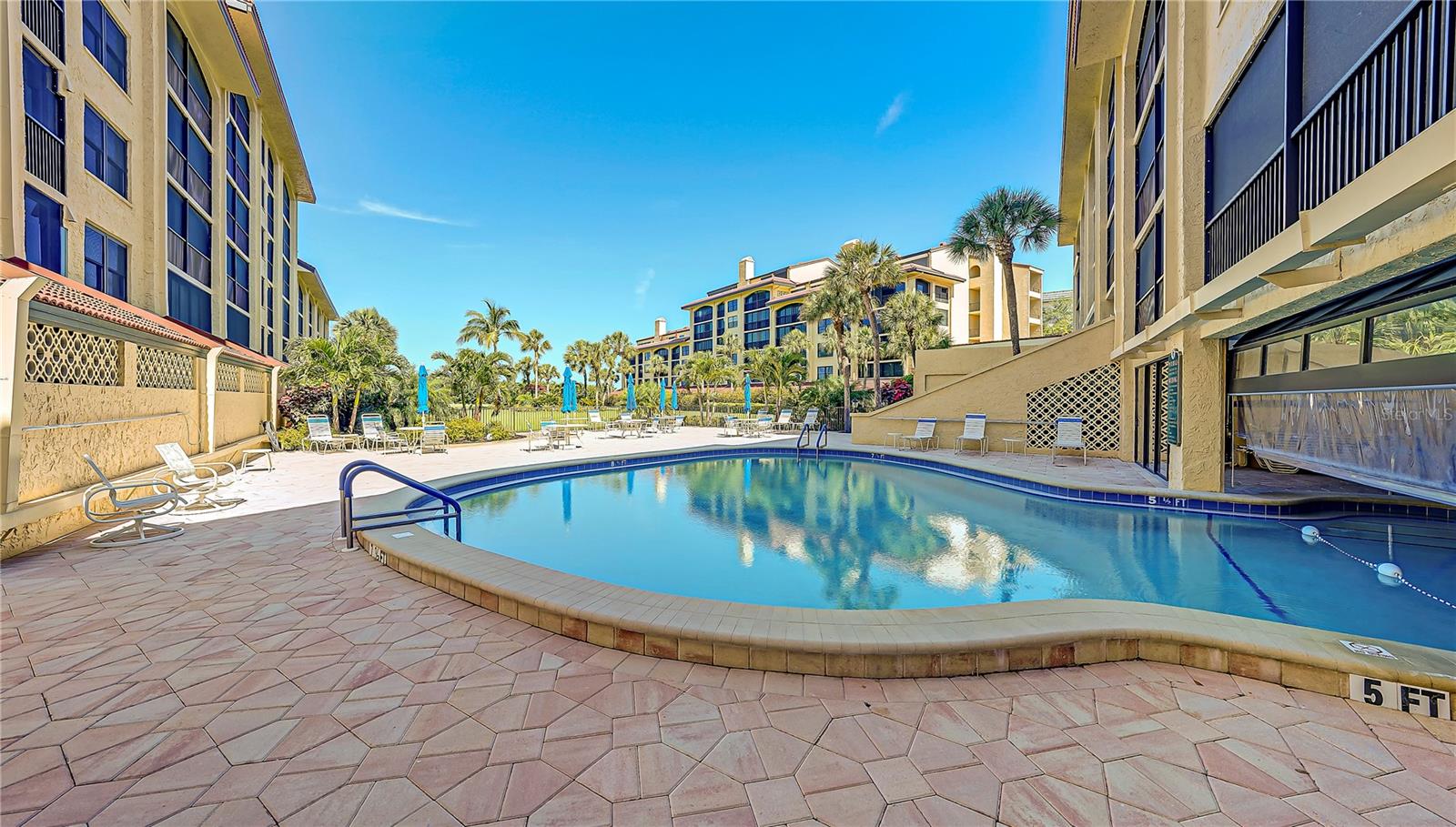 TORTUGA - Residential Lease