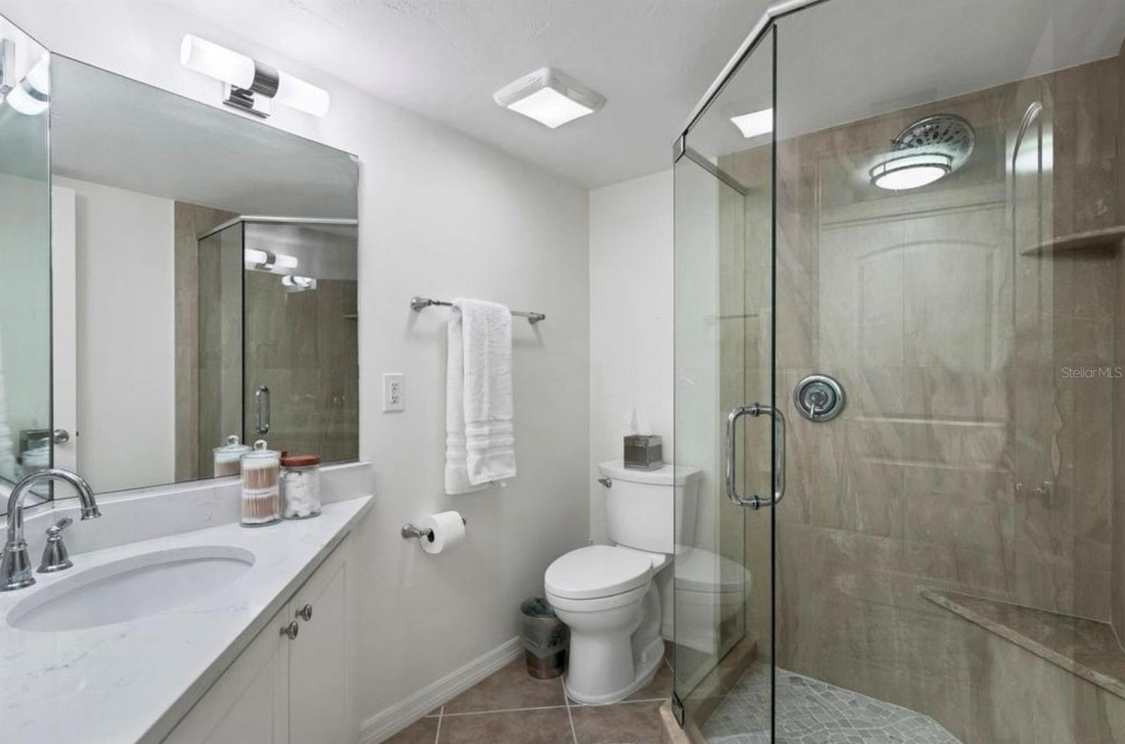 TORTUGA - Residential Lease