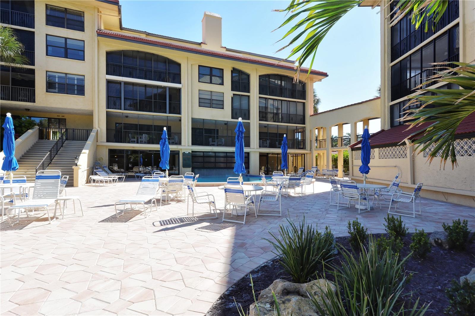 TORTUGA - Residential Lease