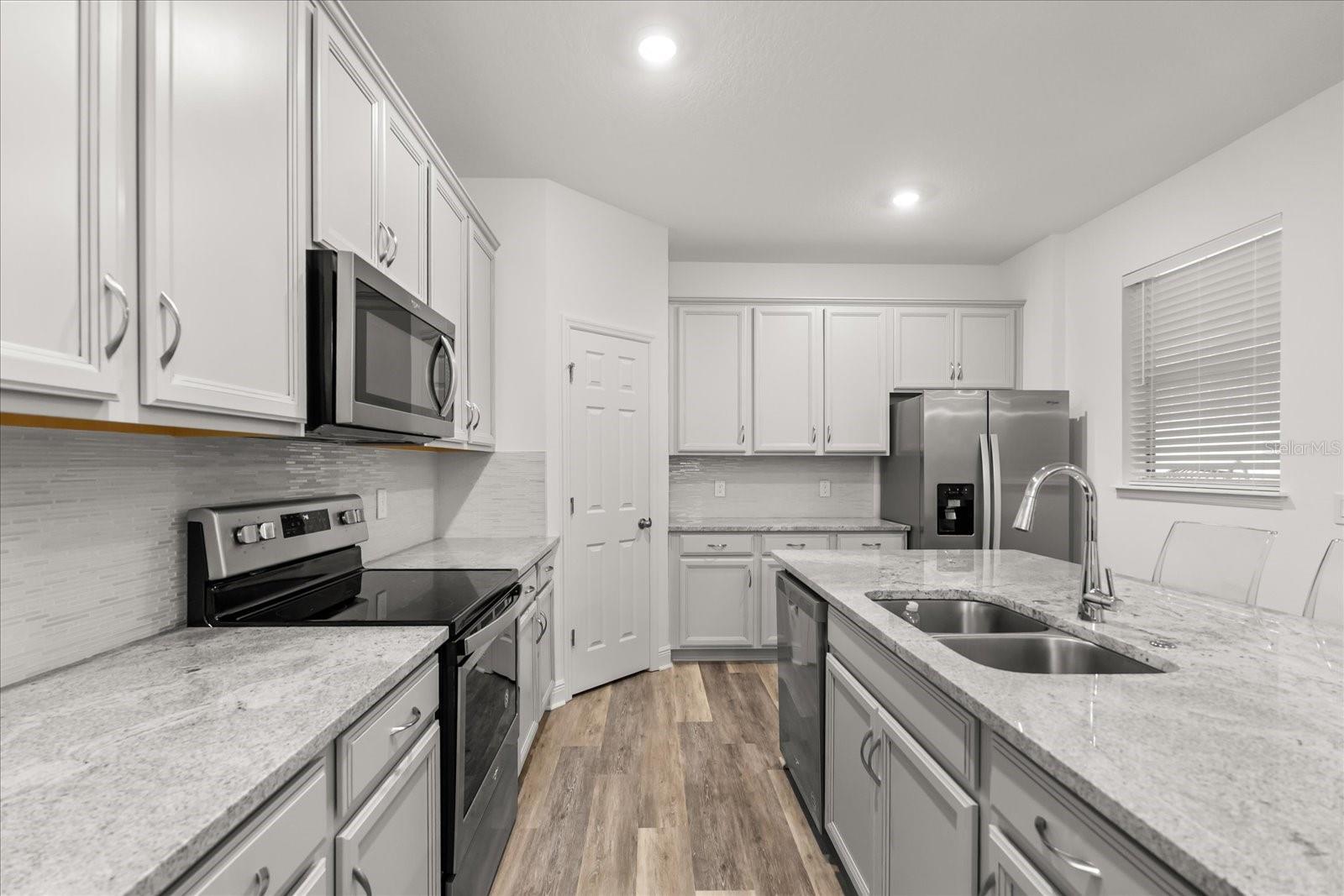 2433 FIRSTLIGHT WAY