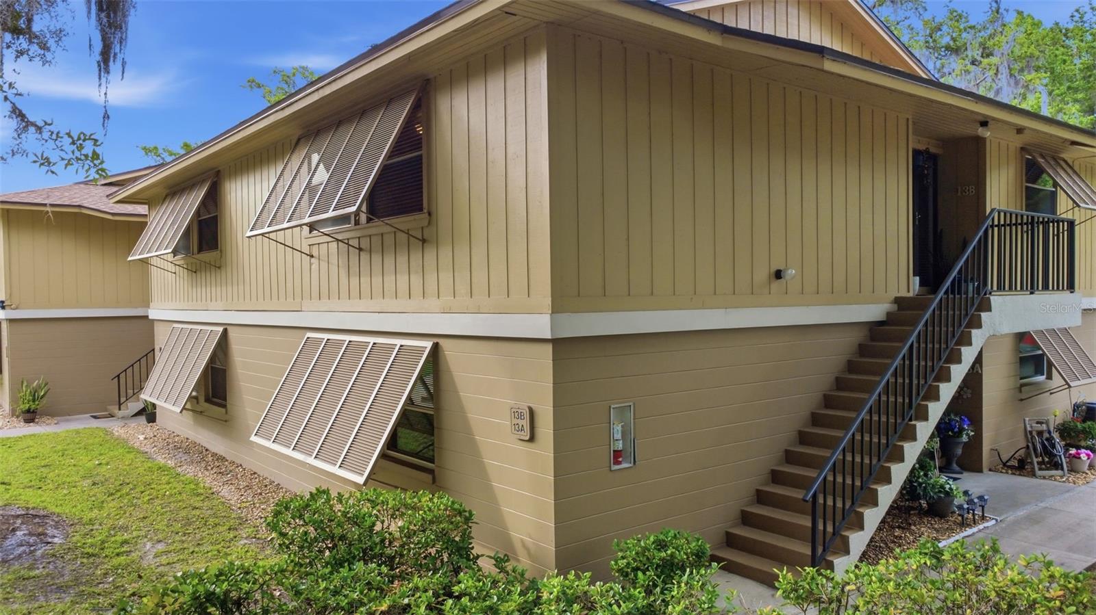 LAKESIDE CONDO APTS - Residential