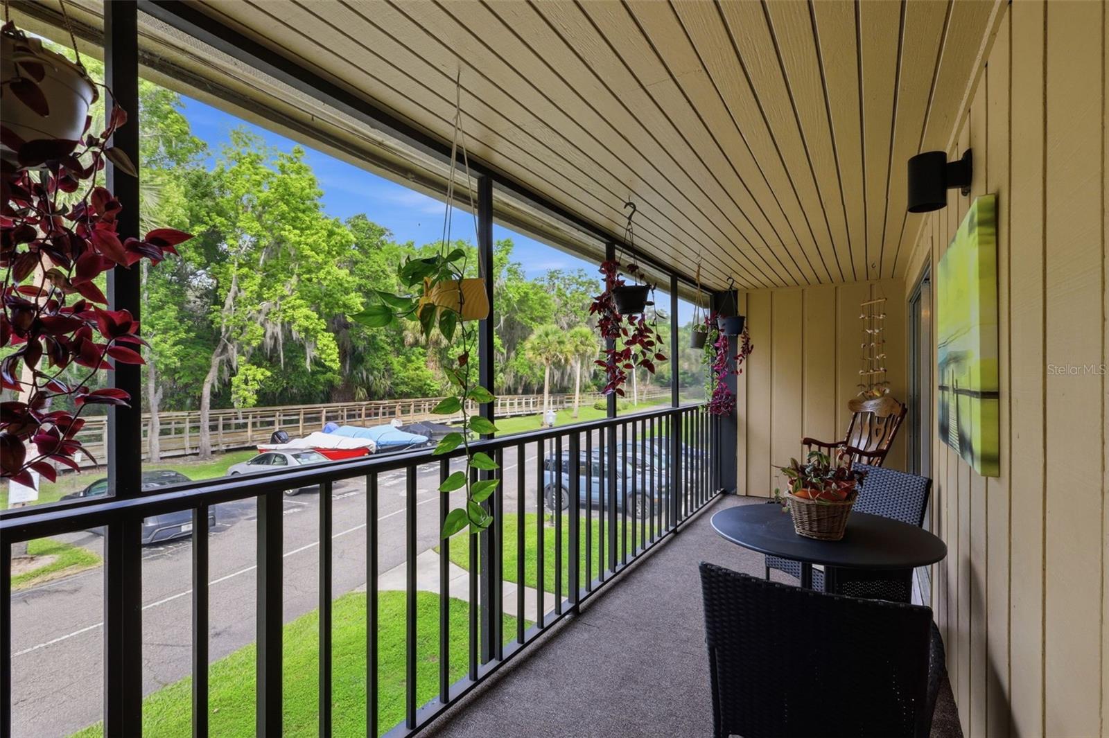 LAKESIDE CONDO APTS - Residential