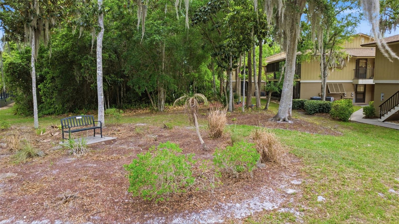 LAKESIDE CONDO APTS - Residential