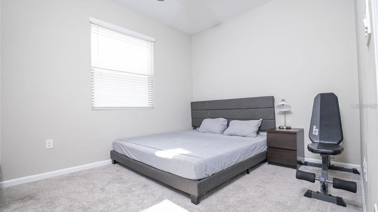 SOUTHERN PINES PH 5 - Residential Lease