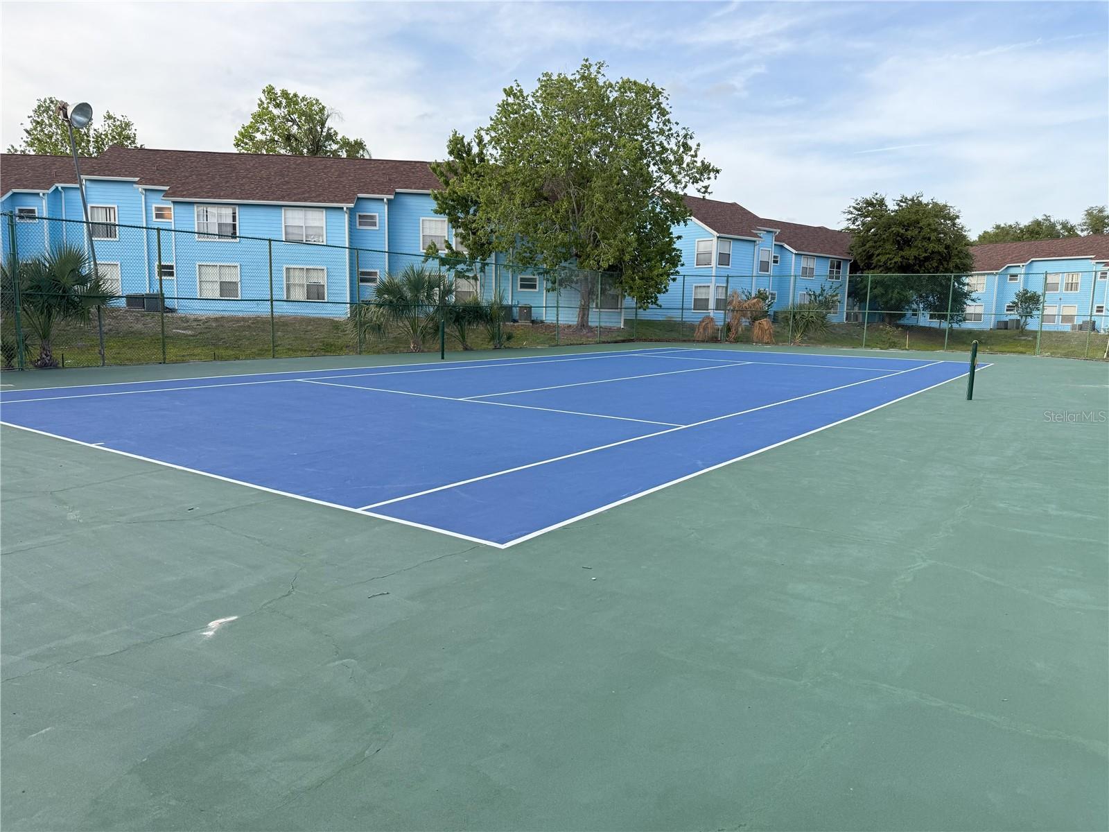 VILLAS AT SOMERSET THE - Residential