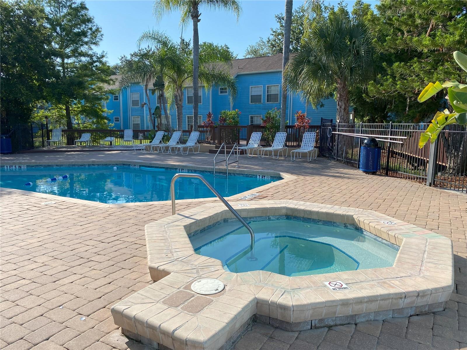 VILLAS AT SOMERSET THE - Residential