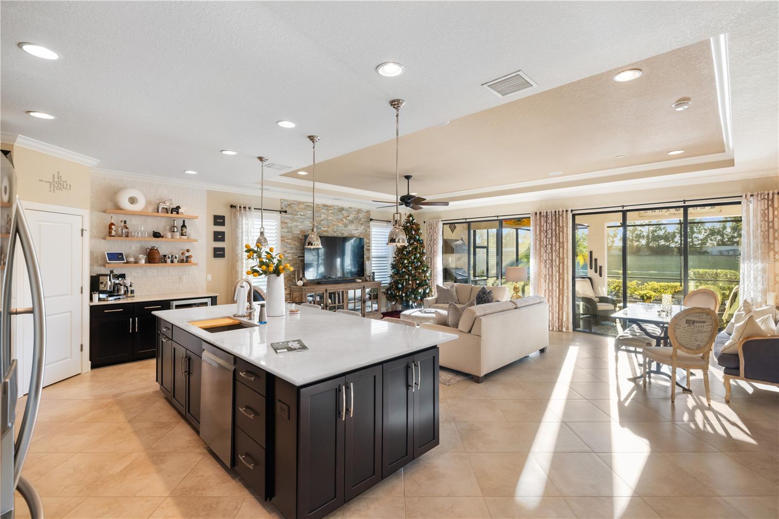 ESPLANADE PH I - Residential