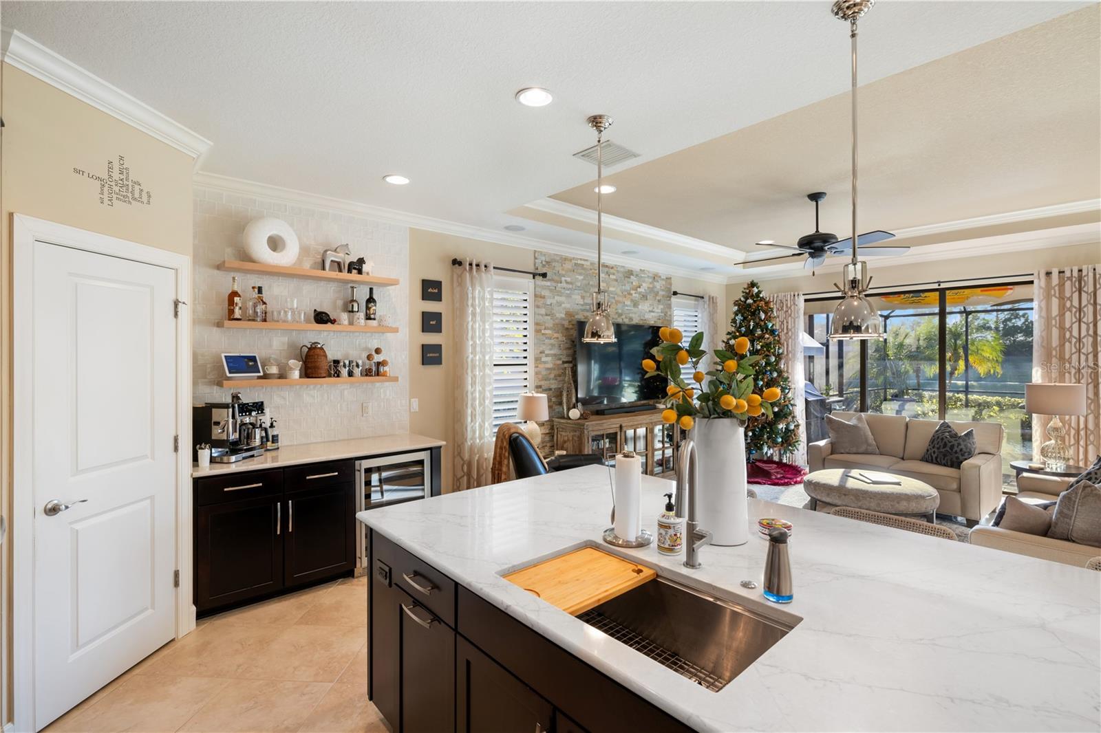 ESPLANADE PH I - Residential