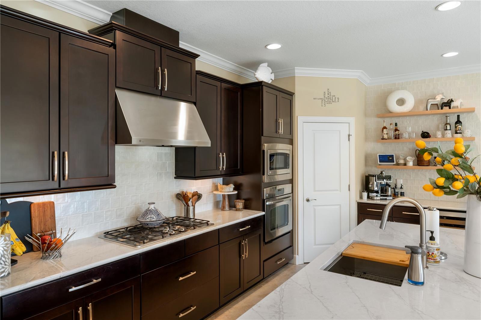 ESPLANADE PH I - Residential