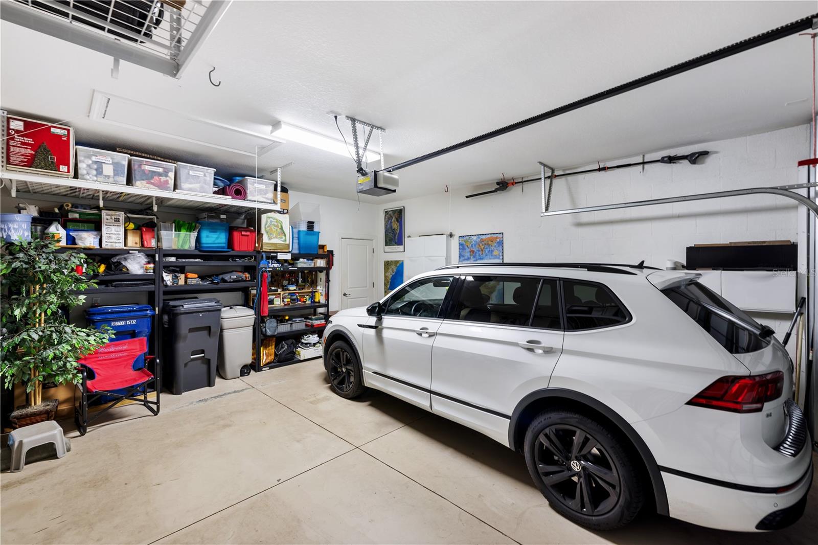 ESPLANADE PH I - Residential