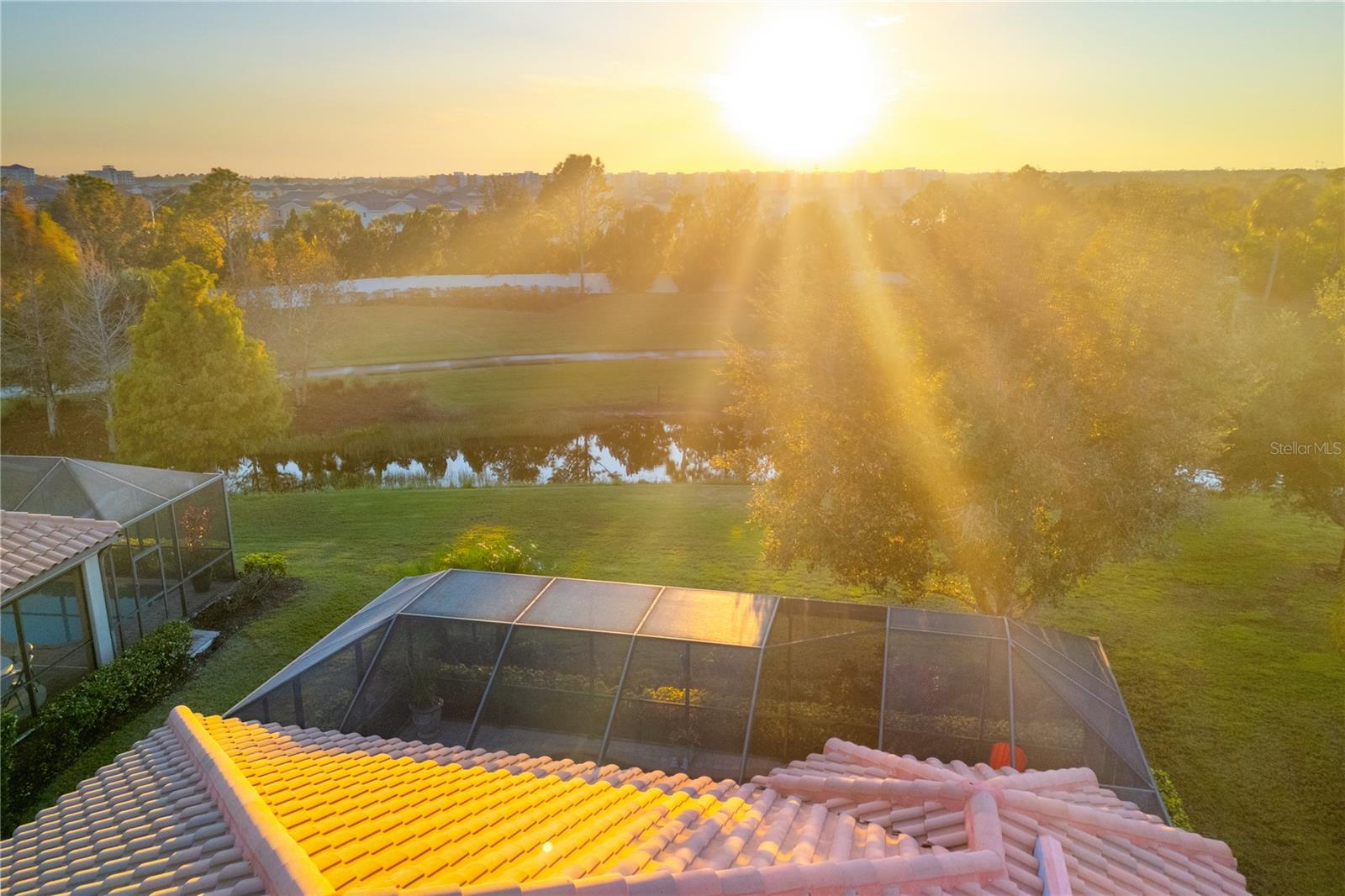 ESPLANADE PH I - Residential