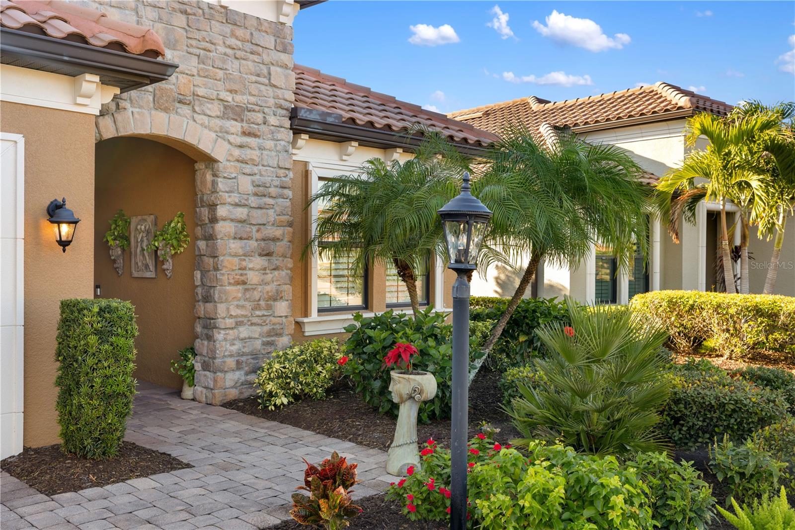 ESPLANADE PH I - Residential