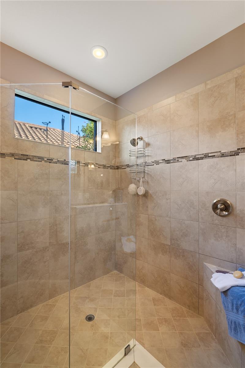 ESPLANADE PH I - Residential