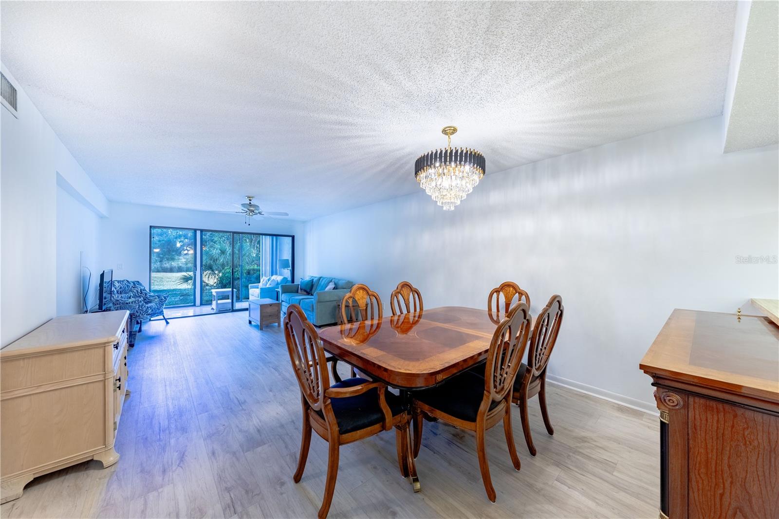 886 BIRD BAY WAY 206