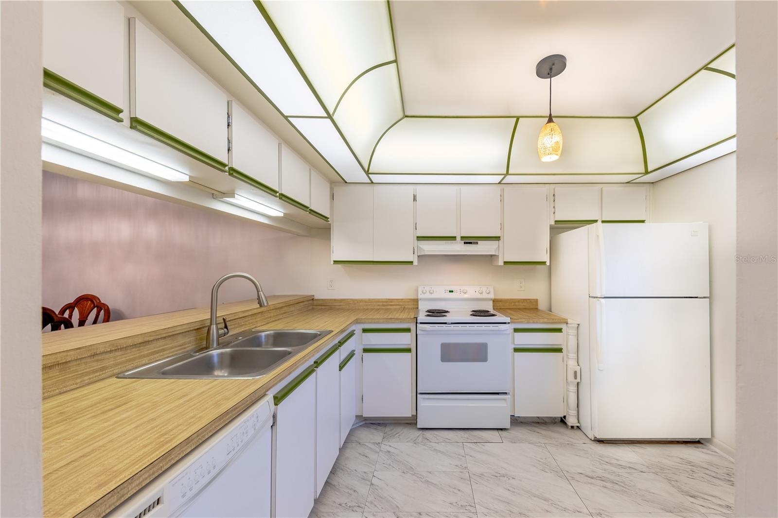 BIRD BAY II - Residential