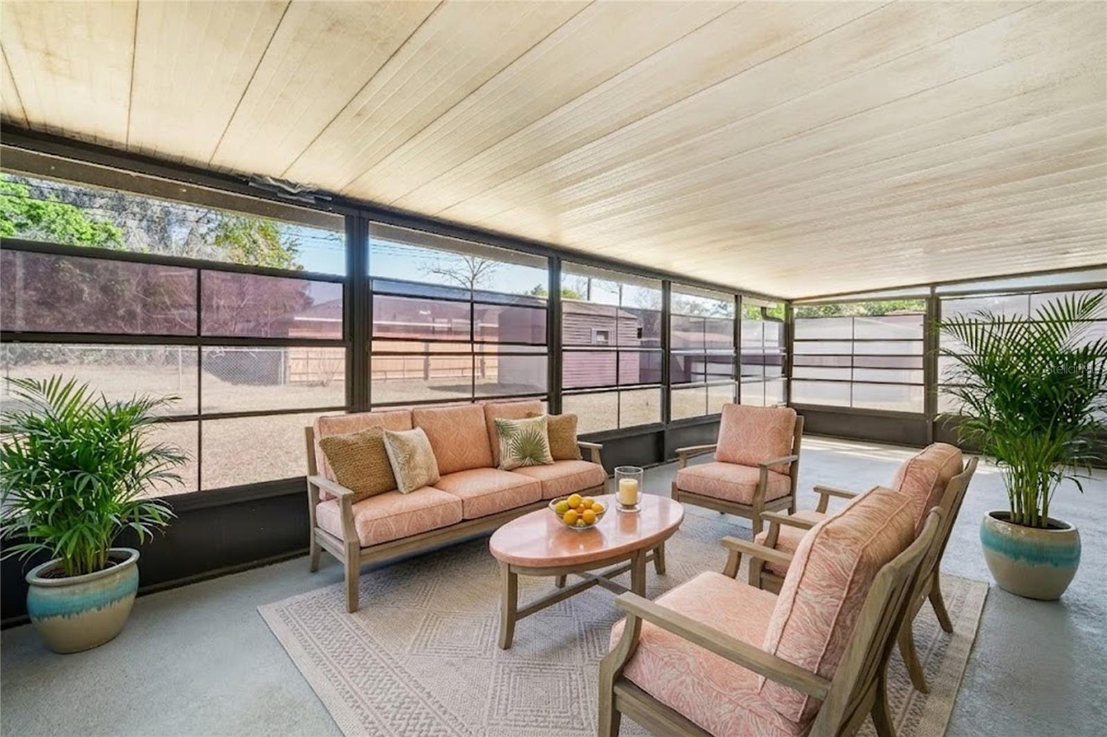 INVERNESS ACRES UNIT 01 AKA INVERNESS VILLAGE - Residential