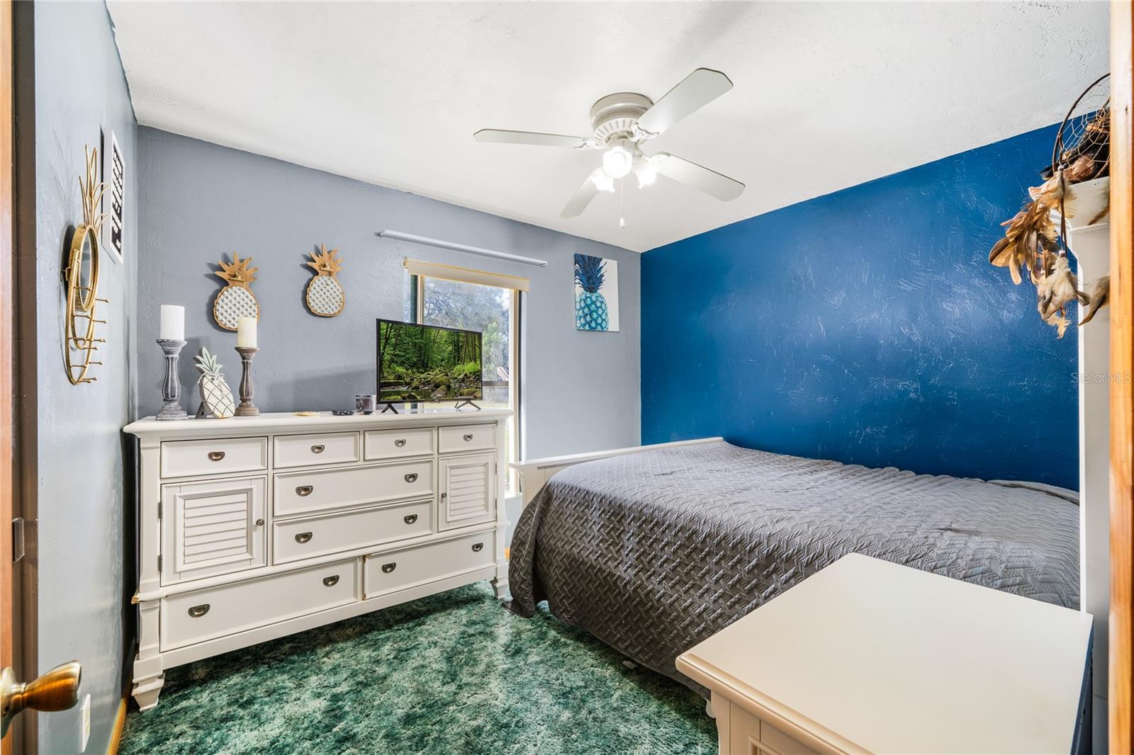 INVERNESS ACRES UNIT 01 AKA INVERNESS VILLAGE - Residential