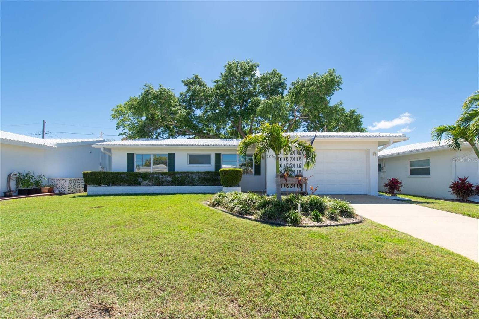 MAINLANDS OF TAMARAC BY THE GULF TWO CONDO - Residential