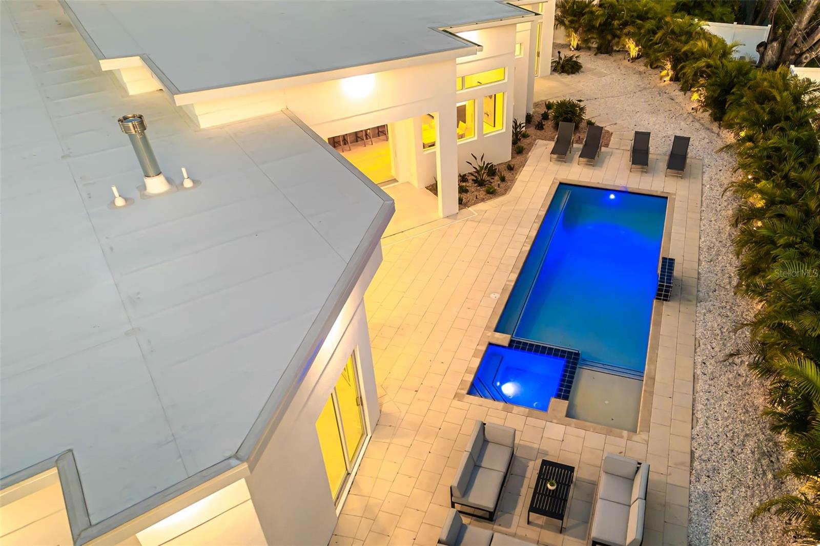 SOUTH GATE - Residential