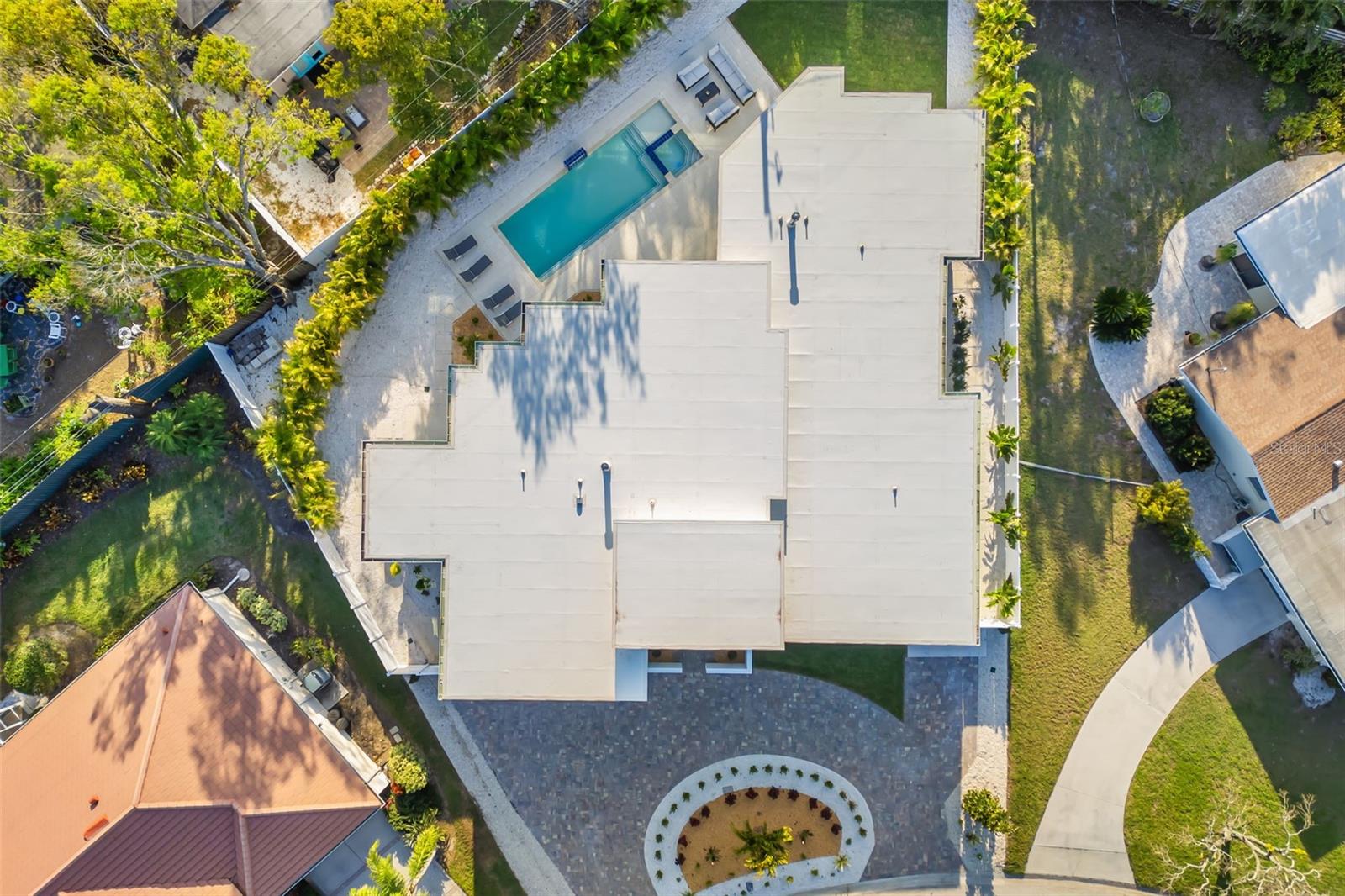 SOUTH GATE - Residential