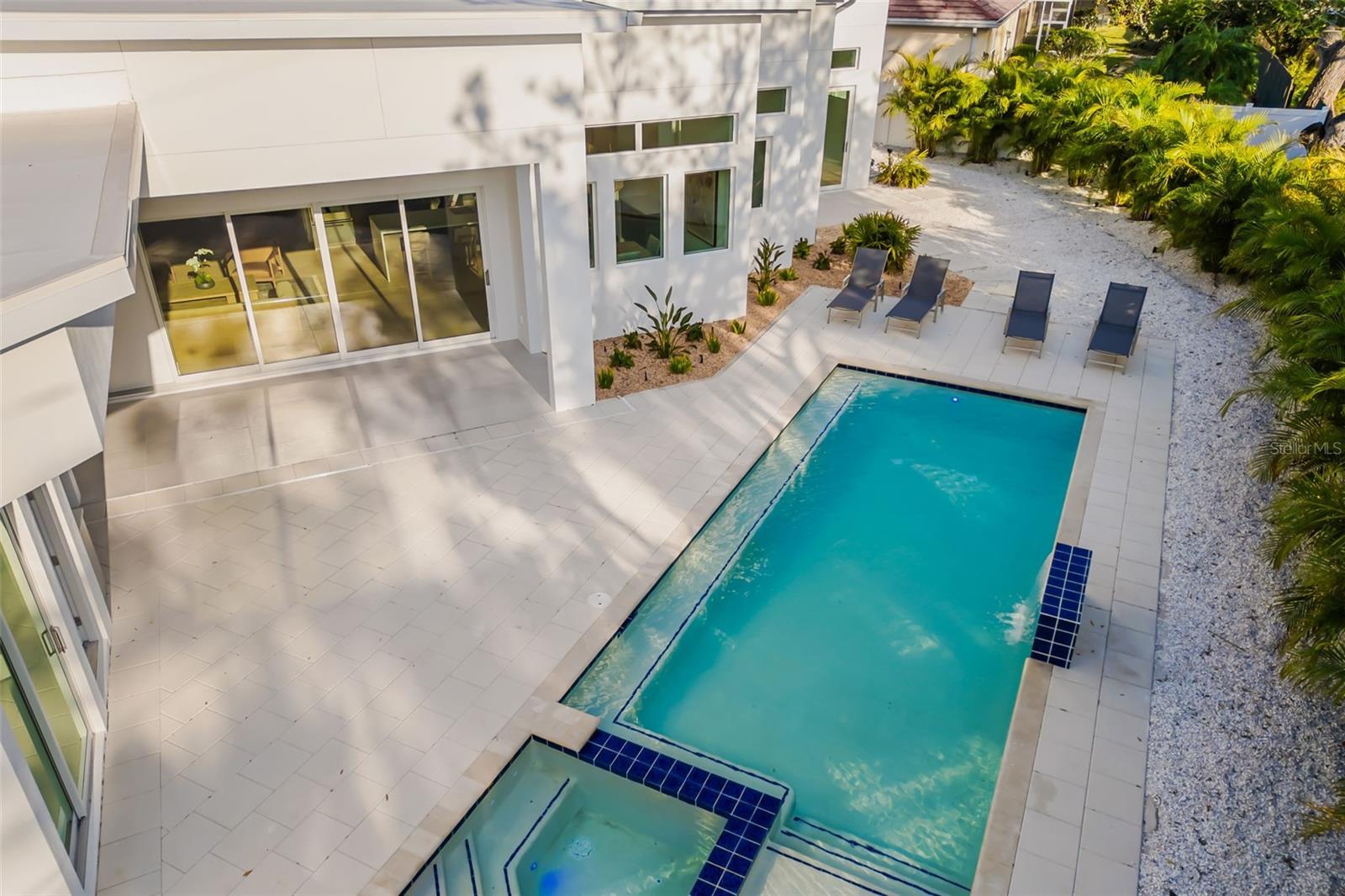 SOUTH GATE - Residential