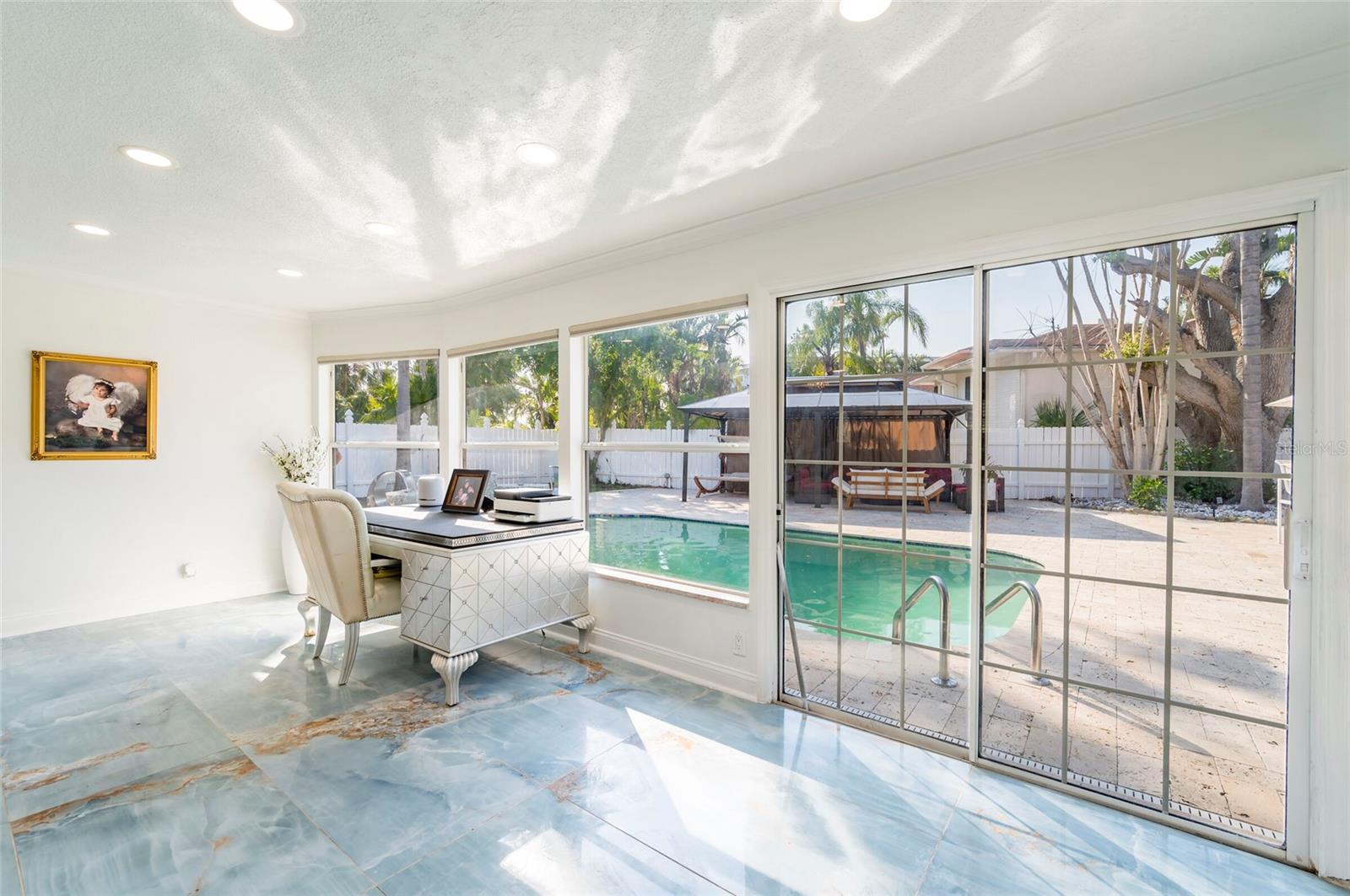 HARBOR HILLS 1ST ADD - Residential Lease