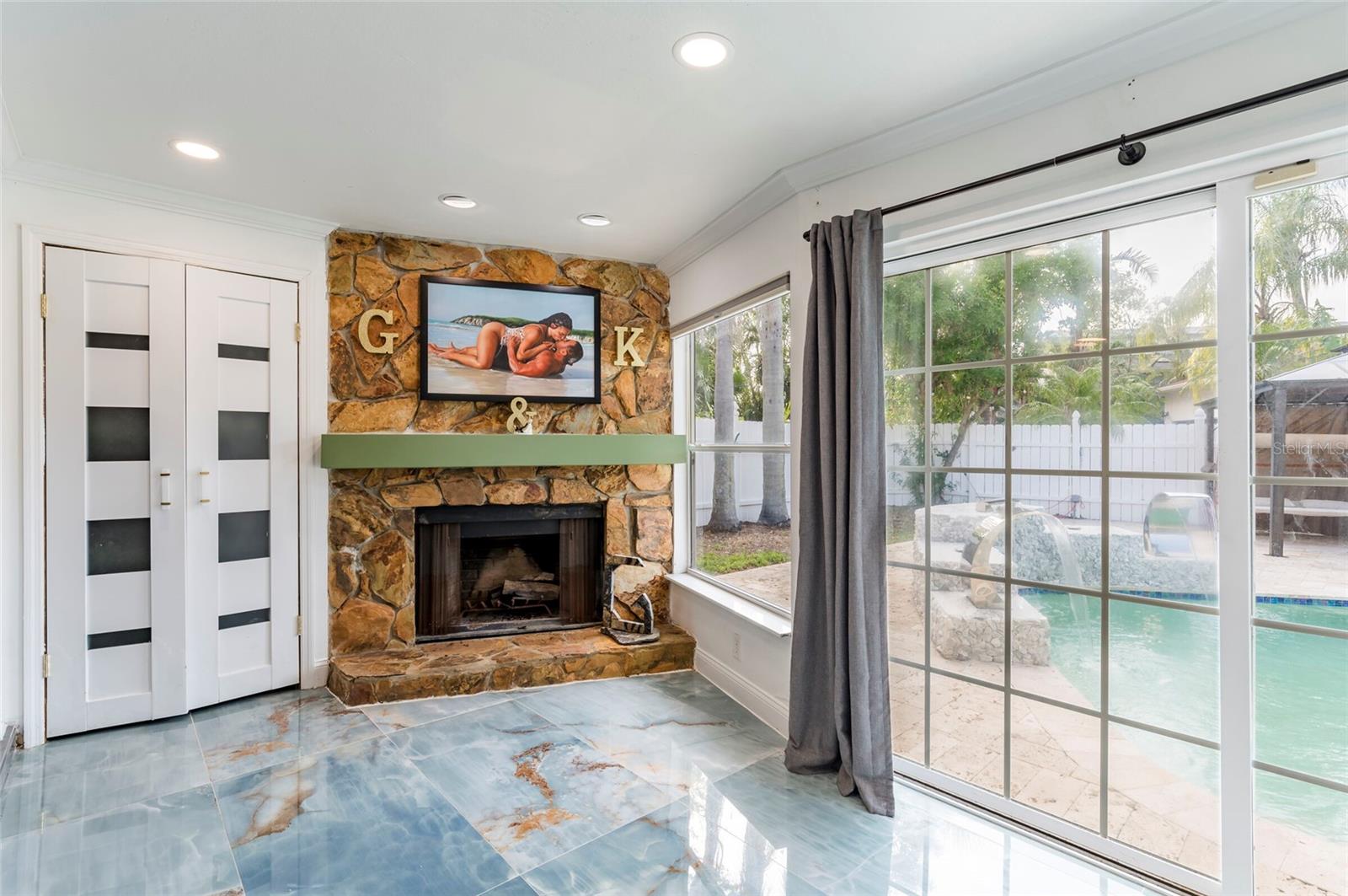 HARBOR HILLS 1ST ADD - Residential Lease